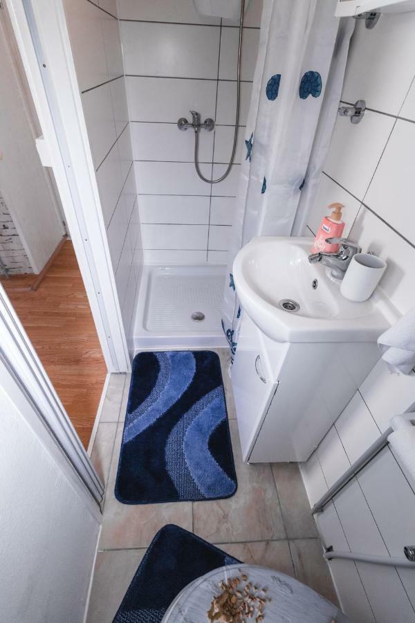Apartma Remi *